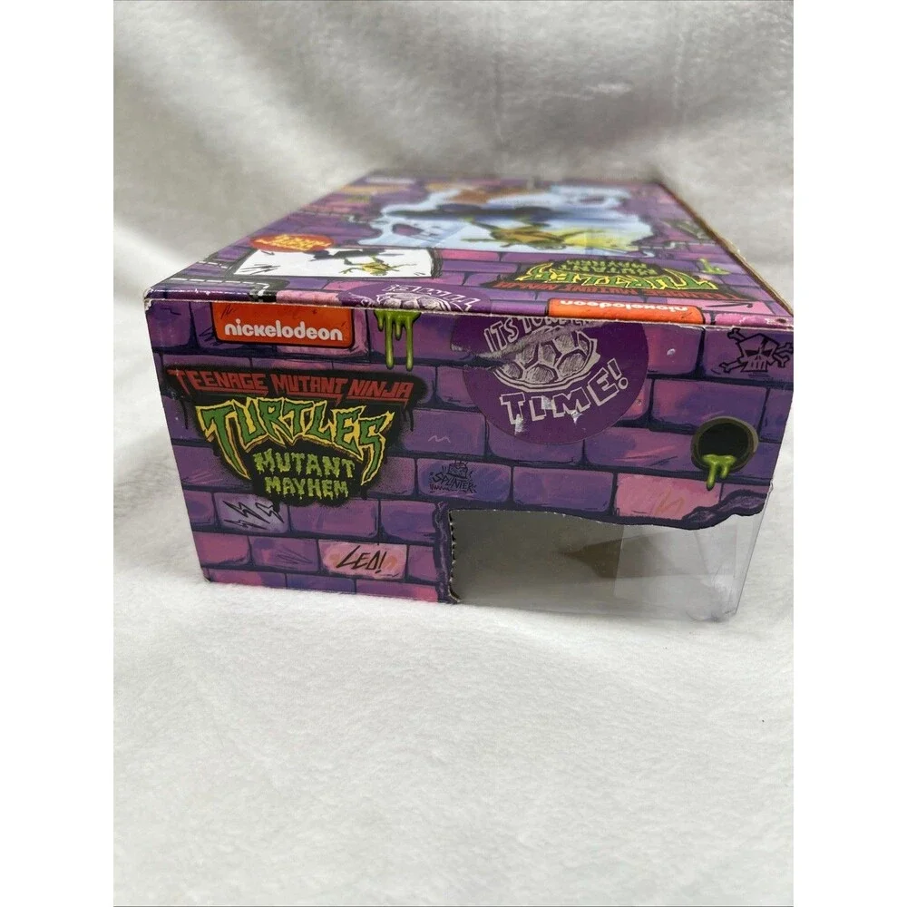 Teenage Mutant Ninja Turtles Half Pipe Leo Radio Controlled SkateBoard